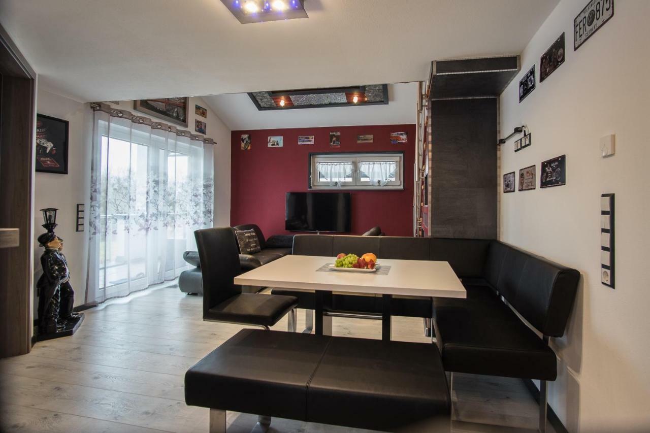 Bodensee-Fewo Modernes & Top-Ausgestattetes Appartement Incl Netflix, Fahrradgarage Uhldingen-Mühlhofen Екстериор снимка